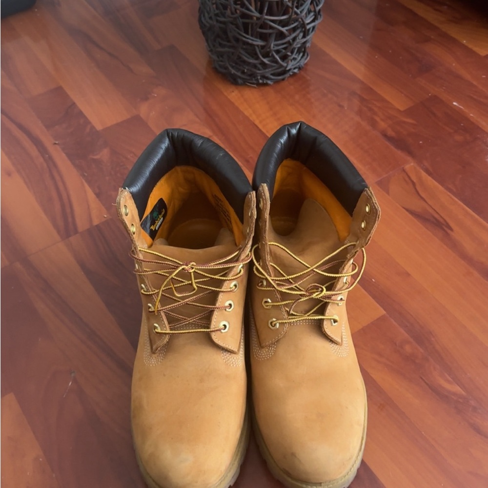Timberland Men's Tan Boots only worn a handful of times